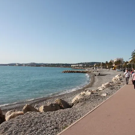 F1 Vue A 30m Des Plages Apartment
