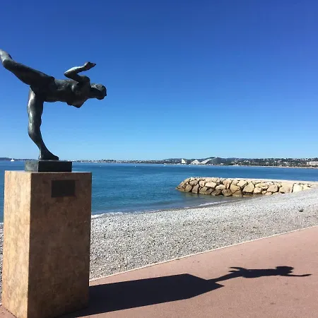 F1 Vue A 30m Des Plages * Cagnes-sur-Mer